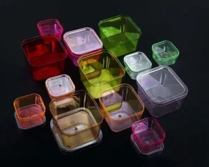 ظروف یکبار مصرف لاکچری 4 ظروف یکبار مصرف لاکچری-رنگ های متنوع